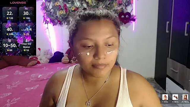 sexysusan4you online show from July 2026 05:52:01 PM