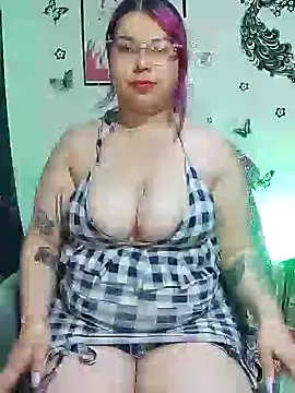 Snapshot of Hada_dracanae chatting on January 2025 08:18:02 PM Hada dracanae online show from January 2025 08:18:02 PM