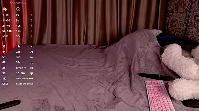 FreyaRaya online show from April 2026 03:18:02 AM