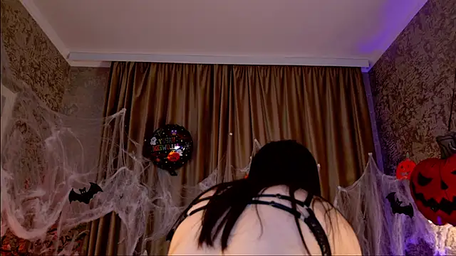 FreyaRaya online show from November 2025 03:00:02 AM