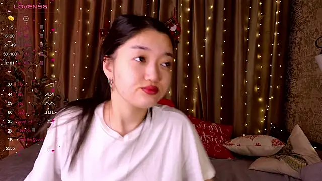 FreyaRaya online show from December 2025 03:30:02 AM