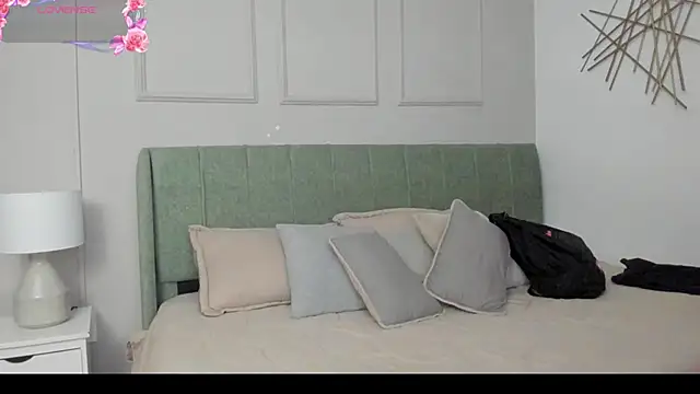 Sussanewolf online show from March 2026 12:17:02 PM