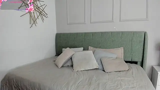 Sussanewolf online show from March 2026 12:10:02 PM