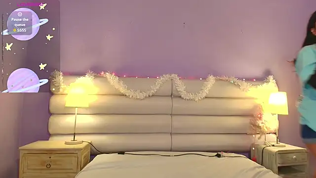 Snapshot of milan_sweet chatting on December 2025 09:14:01 PM milan sweet online show from December 2025 09:14:01 PM