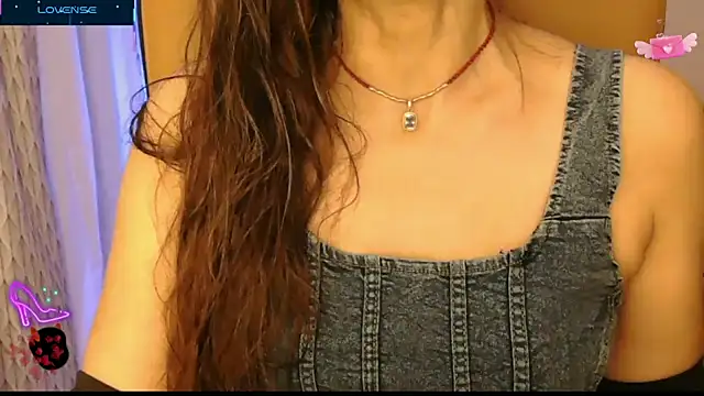  Blue Ruubyy  online show from October 2025 01:45:01 PM