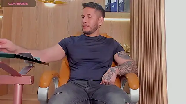 George Diesell online show from December 2025 09:16:02 PM