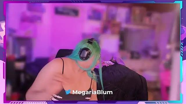 MegariaB online show from November 2025 04:23:01 AM