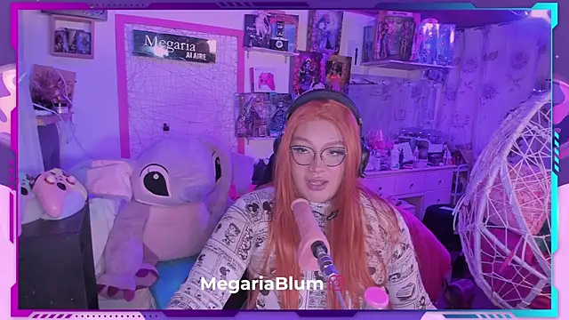 Snapshot of MegariaB chatting on March 2025 05:17:02 AM MegariaB online show from March 2025 05:17:02 AM