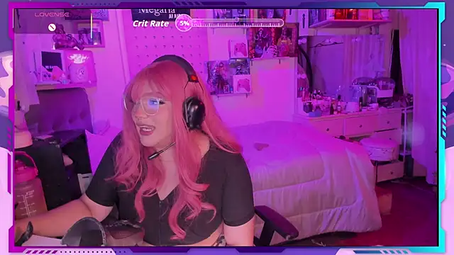 Snapshot of MegariaB chatting on October 2025 04:11:02 AM MegariaB online show from October 2025 04:11:02 AM