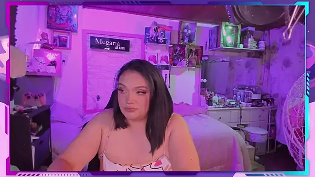 Snapshot of MegariaB chatting on September 2025 04:18:02 AM MegariaB online show from September 2025 04:18:02 AM