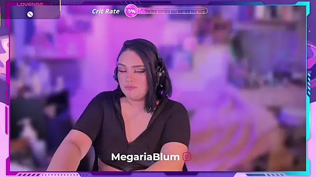 Snapshot of MegariaB chatting on January 2026 04:40:01 AM MegariaB online show from January 2026 04:40:01 AM