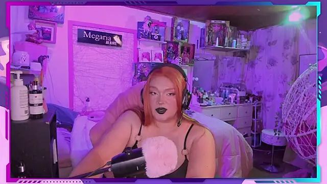 Snapshot of MegariaB chatting on September 2025 03:40:02 AM MegariaB online show from September 2025 03:40:02 AM