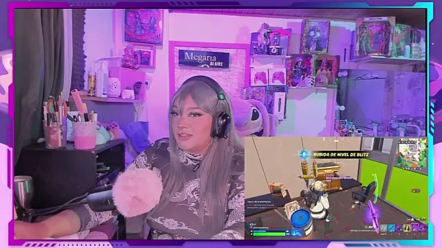 Snapshot of MegariaB chatting on September 2025 04:17:01 AM MegariaB online show from September 2025 04:17:01 AM