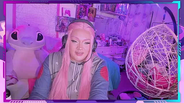 Snapshot of MegariaB chatting on March 2025 04:49:02 AM MegariaB online show from March 2025 04:49:02 AM