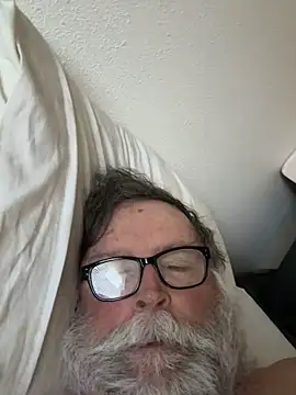 Drummajor online show from November 2025 03:38:02 PM