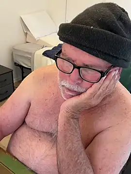 Drummajor online show from March 2025 06:45:01 PM