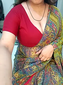 Dayna-36 online show from December 2025 03:23:01 PM