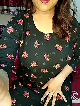 Dayna-36 online show from September 2025 03:29:02 PM