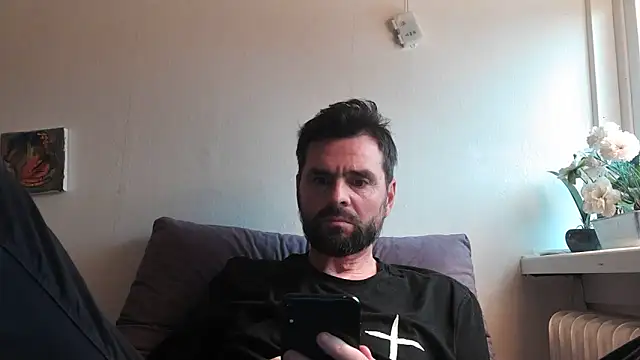 TB1977DK online show from December 2025 12:18:01 PM