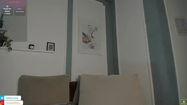 EnriqueBarberry online show from November 2025 06:29:01 AM