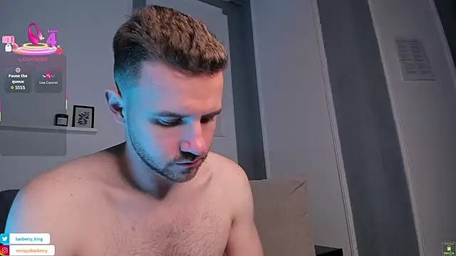 EnriqueBarberry online show from November 2025 06:25:01 AM