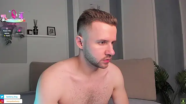 EnriqueBarberry online show from February 2026 06:32:02 AM