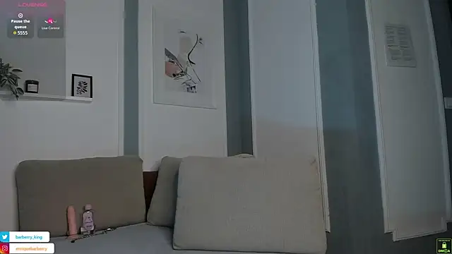 EnriqueBarberry online show from November 2025 06:28:02 AM