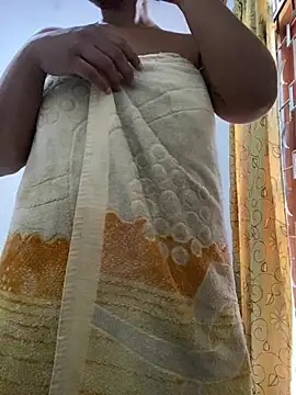 Snapshot of Annstella chatting on February 2025 01:33:01 AM Annstella online show from February 2025 01:33:01 AM