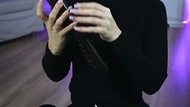 Snapshot of ivyleague_ chatting on February 2026 06:05:01 PM ivyleague online show from February 2026 06:05:01 PM