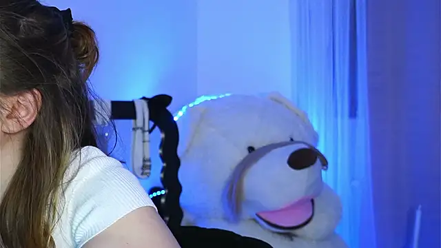 ivyleague  online show from March 2026 06:23:02 PM