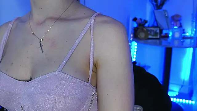 ivyleague  online show from April 2026 05:19:01 PM