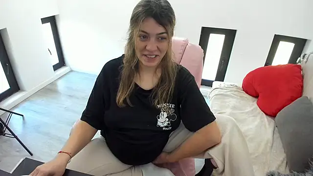 Dyana Kaylinn online show from May 2026 04:55:01 AM