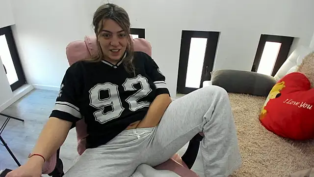 Dyana Kaylinn online show from March 2026 05:34:02 AM