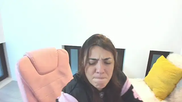 Snapshot of Dyana_Kaylinn chatting on November 2025 05:30:02 AM Dyana Kaylinn online show from November 2025 05:30:02 AM