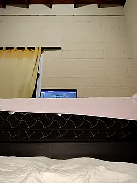 0hYeahbb online show from October 2025 01:26:01 AM