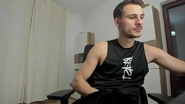 Jimmymorello online show from October 2025 06:41:01 PM