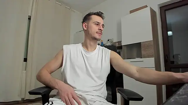 Jimmymorello online show from October 2025 03:48:01 PM