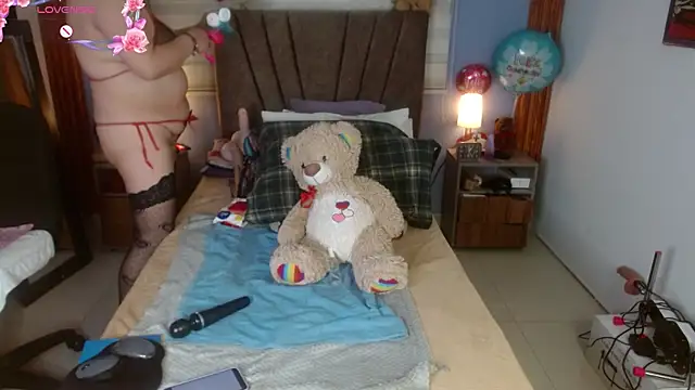 Nadia 84 online show from April 2026 07:30:01 PM