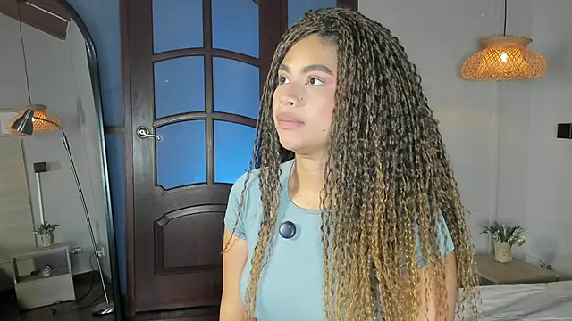 nayah   online show from March 2026 07:59:01 PM