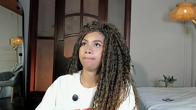 nayah   online show from February 2026 08:05:02 PM