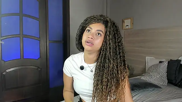 nayah   online show from March 2026 07:54:01 PM