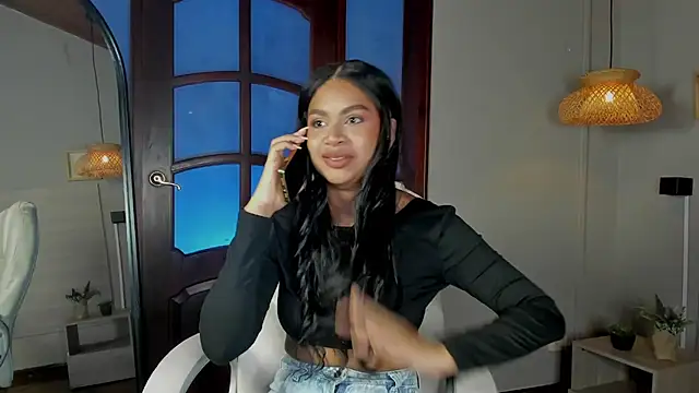 nayah   online show from December 2025 07:59:02 PM