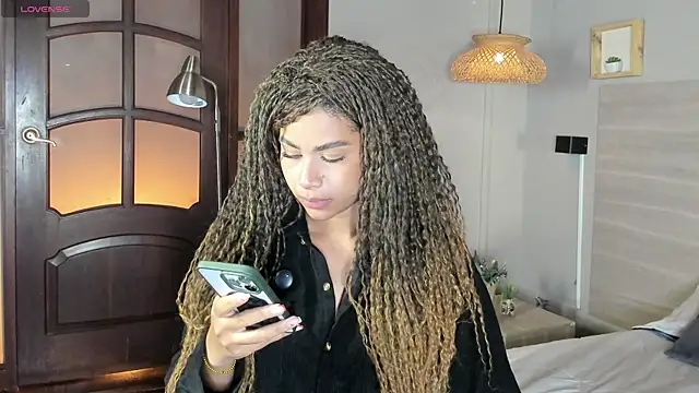 Snapshot of nayah__ chatting on May 2026 08:01:02 PM nayah online show from May 2026 08:01:02 PM