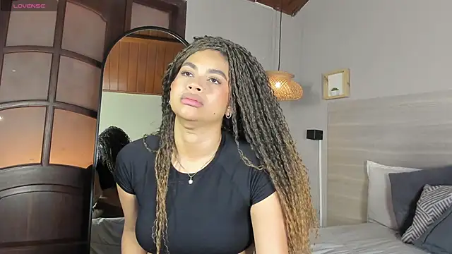 nayah   online show from April 2026 09:09:02 PM