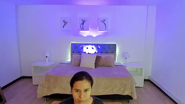  Natalie18 online show from November 2025 04:05:01 AM