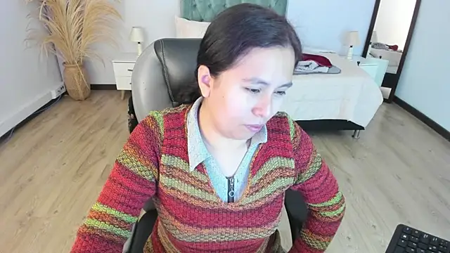  Natalie18 online show from November 2025 11:48:02 PM