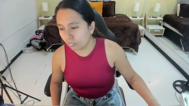  Natalie18 online show from September 2025 08:59:01 PM