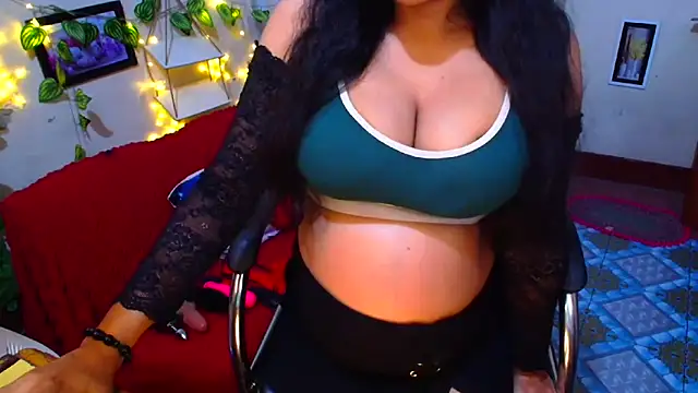 SnoowForYou online show from January 2026 12:47:02 AM