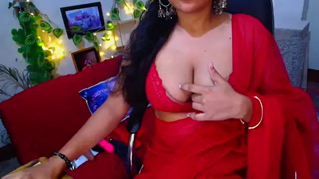 SnoowForYou online show from November 2025 02:49:01 AM