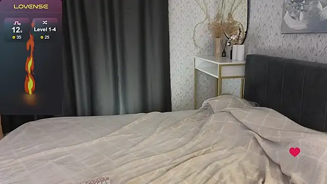 YourSweetDream  online show from September 2025 08:24:02 AM